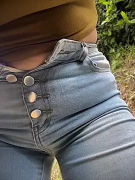 sammyqueenx21 webcam show