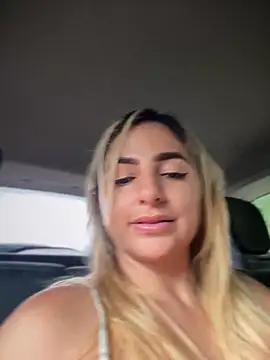 sammyqueenx21 Webcam Show