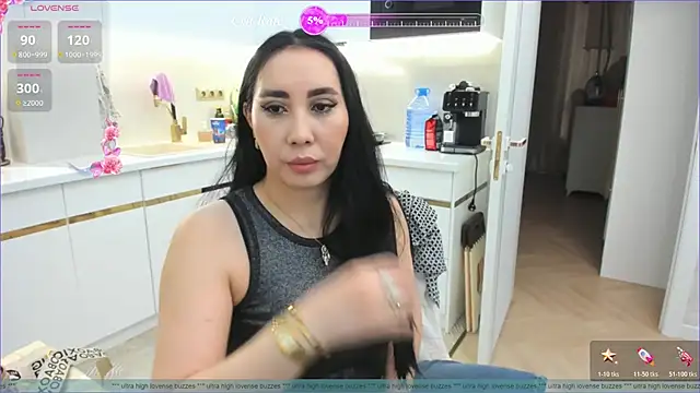 แชท XXX สดของ mia_choo