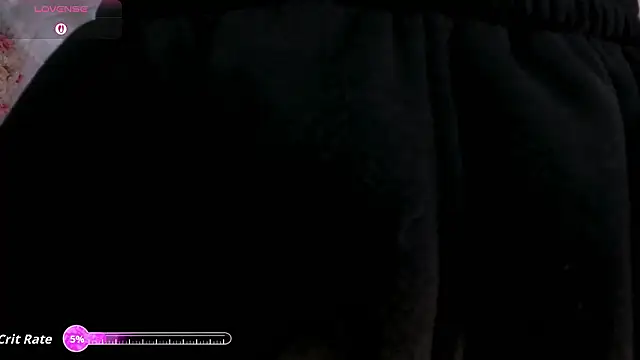 ErikaBenz_ – Naživo chatovacia miestnosť