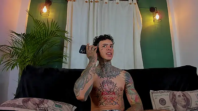 Aron_ford Webcam Show