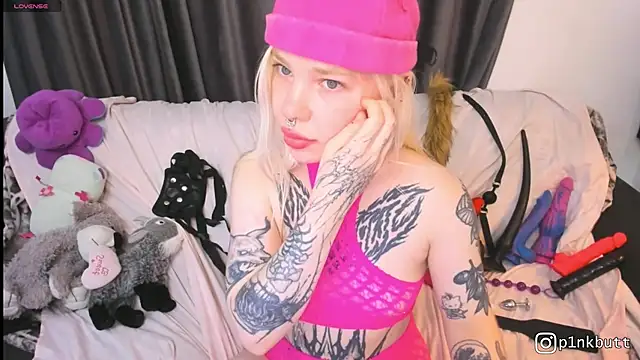 HelenGoat's Live XXX Chat
