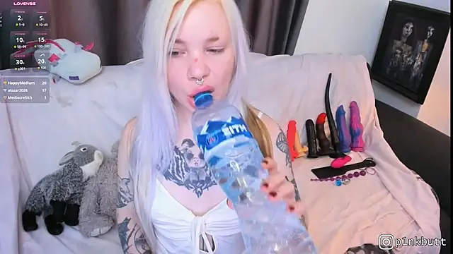 HelenGoat's Live XXX Chat
