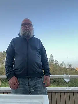 Noitelivre: διαδικτυακό σόου στην κάμερα