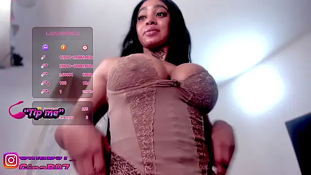 XXX chat uživo modela GinnaBolton