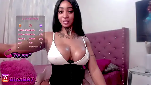 GinnaBolton XXX чат на живо