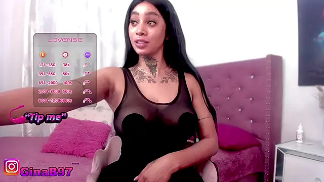 GinnaBolton's Live XXX Chat