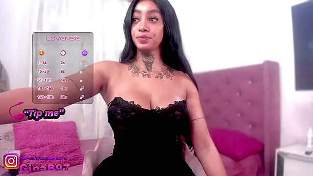 GinnaBolton's Live XXX Chat