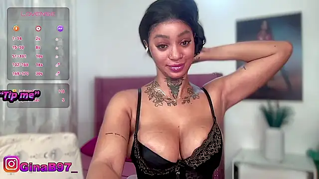 GinnaBolton's Live XXX Chat