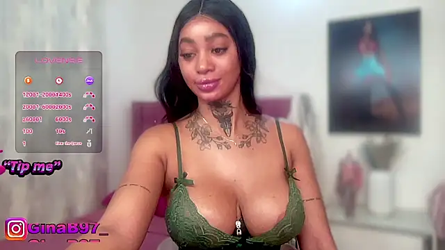GinnaBolton live XXX chat