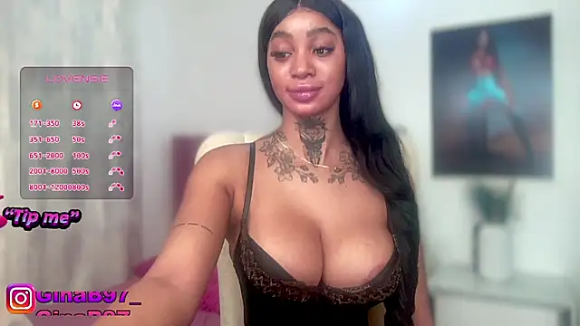 GinnaBolton's Live XXX Chat