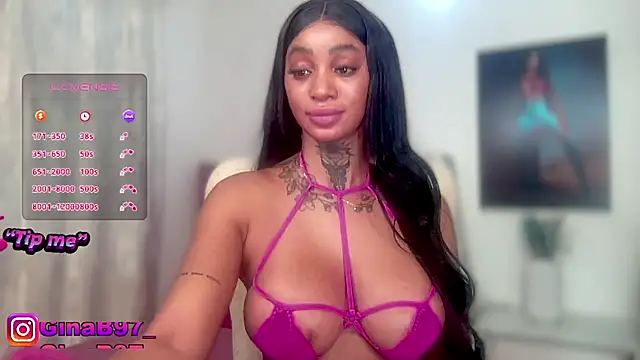 GinnaBolton XXX чат на живо