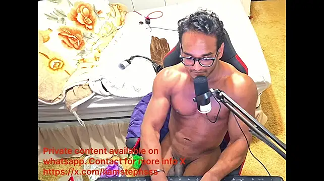 הופעת וובקאם של Theothermofo1