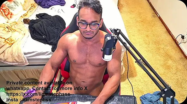 הופעת וובקאם של Theothermofo1