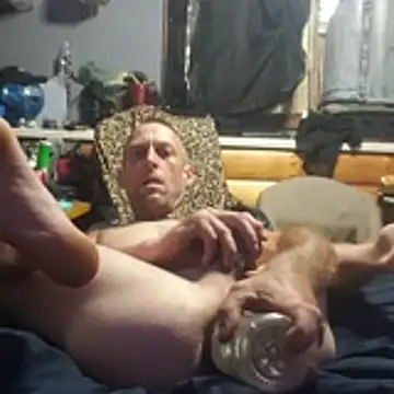 Show modela LuckyLefty79 na web-kameri