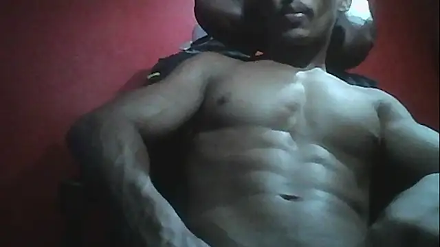 crazylatinguyy Show in webcam