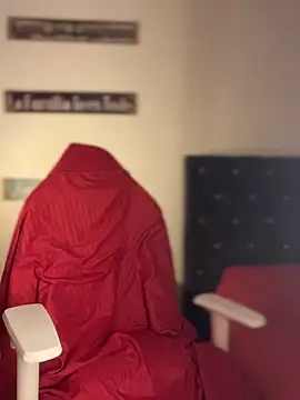 _Eurekaa_'s Live Chat Room