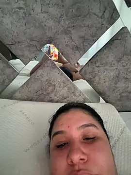 צ'אט XXX בשידור חי של ValleryParker