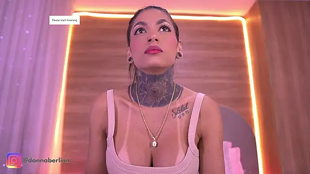 XXX chat uživo modela danna_berlin_
