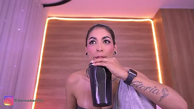 دردشة danna_berlin_ الجنسية المباشرة