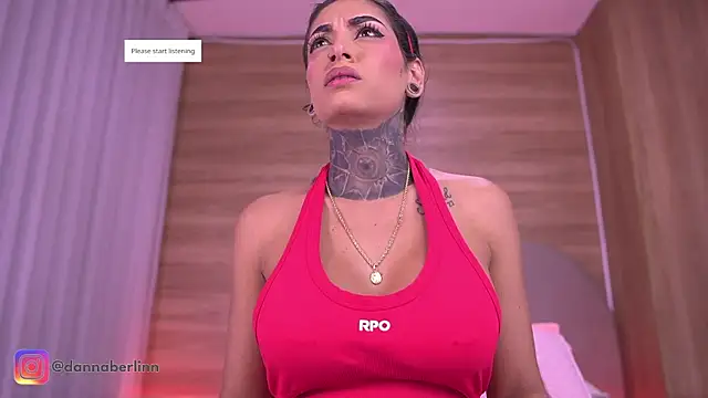 Chatroom XXX en direct de danna_berlin_