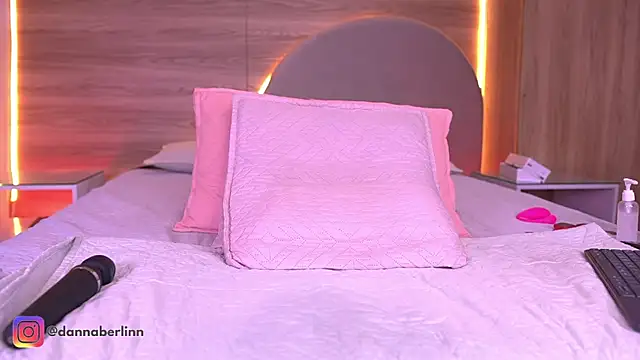 Sala de chat en directo de danna_berlin_