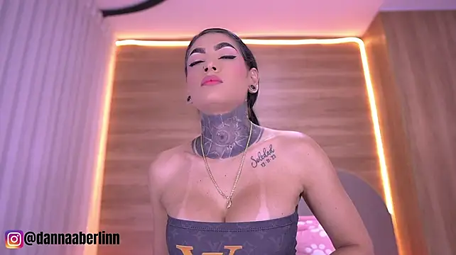 danna_berlin_'s Live XXX Chat