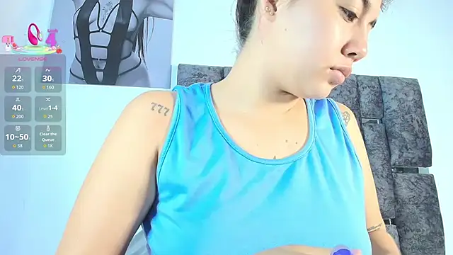 แชท XXX สดของ Natasharuso