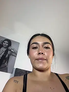 צ'אט XXX בשידור חי של Natasharuso