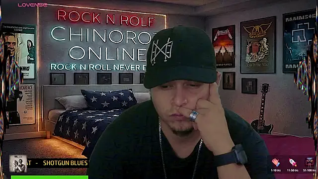 chino_roz's Live XXX Chat