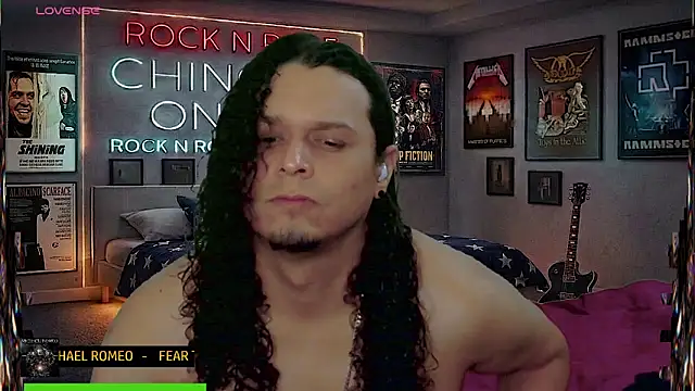 chino_roz's Webcam Show