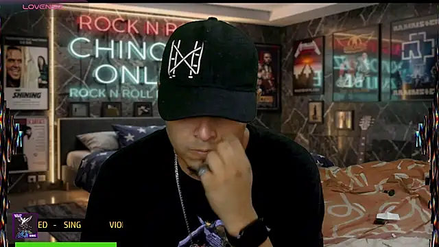 chino_roz 在線直播表演