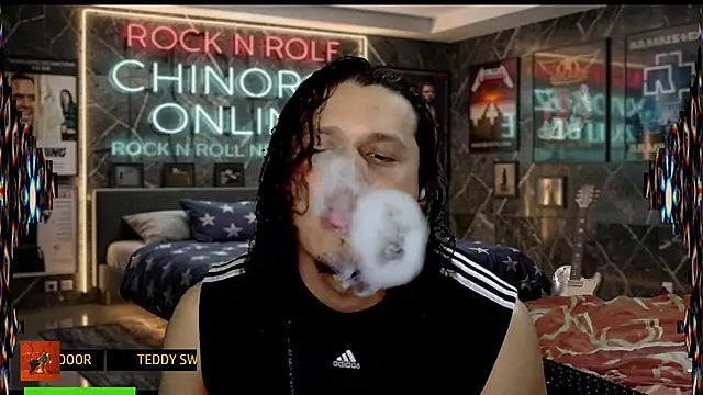 chino_roz Webcam-Show
