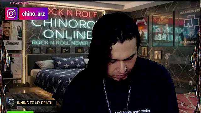 chino_roz Show Webcam
