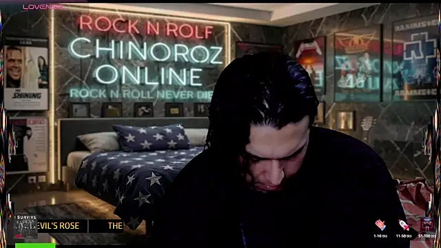 chino_roz Show in webcam