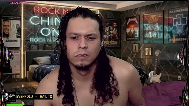 Webkamerová show chino_roz