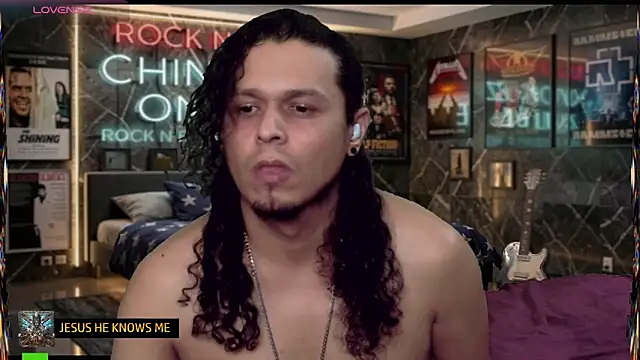 chino_roz Webcam show