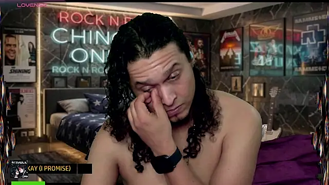 chino_roz's Webcam Show