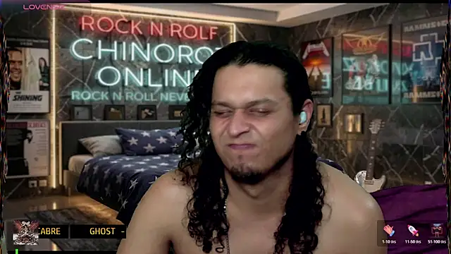 chino_roz Show in webcam