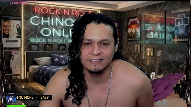 chino_roz Show Webcam