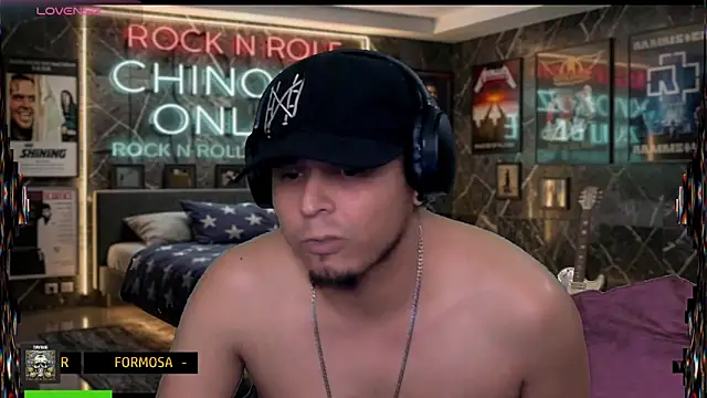 Show modela chino_roz na web-kameri