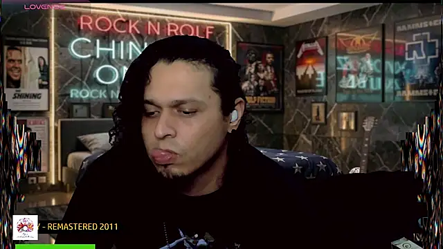 chino_roz Webcam Show