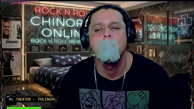 chino_roz Show Webcam