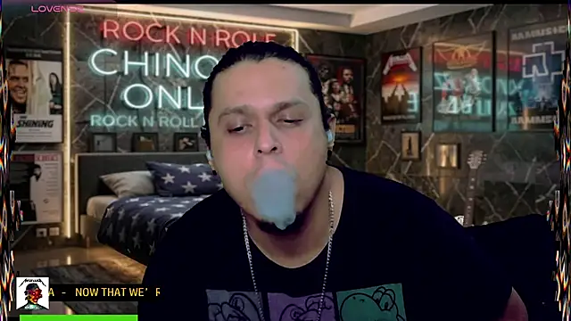 chino_roz Pertunjukan Webcam
