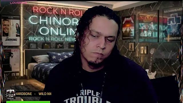 הופעת וובקאם של chino_roz