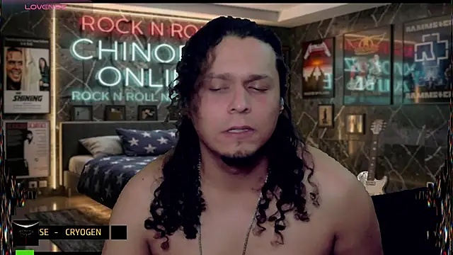 chino_roz – webcam-show