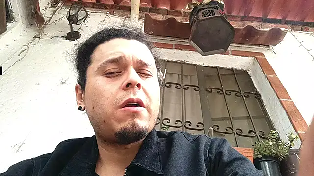 chino_roz 在線直播表演