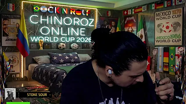 chino_roz Show Webcam