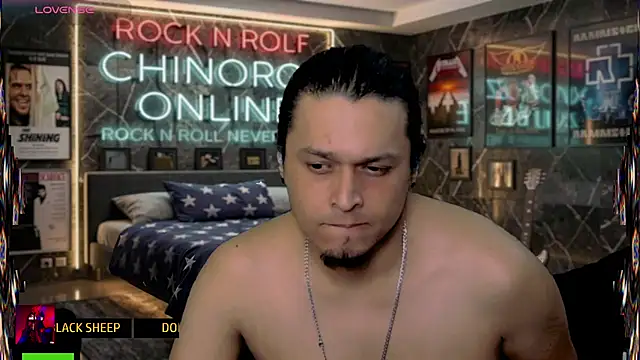 chino_roz Show Webcam