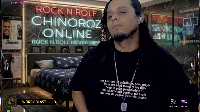 chino_roz Show in webcam